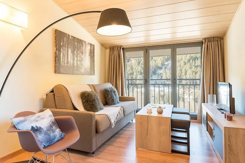 Pierre Et Vacances Andorra Sunari Peretol Canillo 5*,